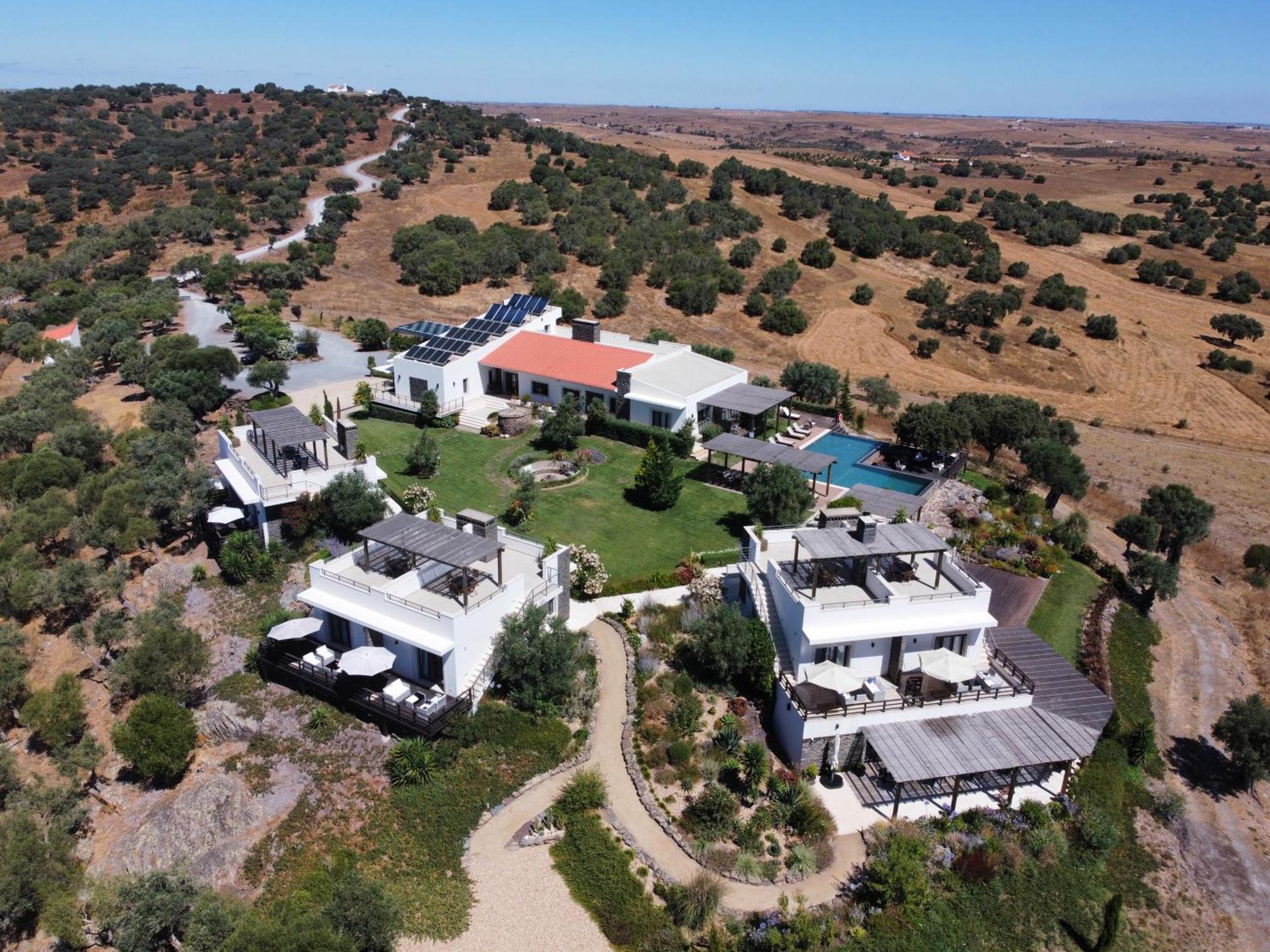 Vistas - Herdade Do Zambujal カシュトロ・ベルデ エクステリア 写真