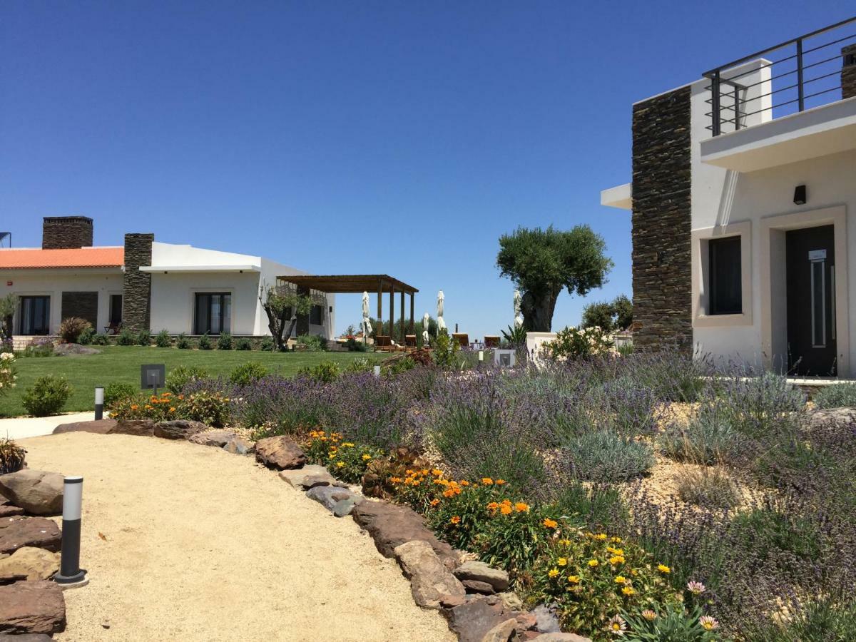 Vistas - Herdade Do Zambujal カシュトロ・ベルデ エクステリア 写真