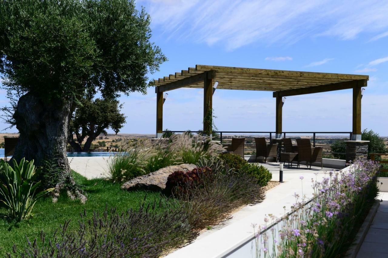 Vistas - Herdade Do Zambujal カシュトロ・ベルデ エクステリア 写真
